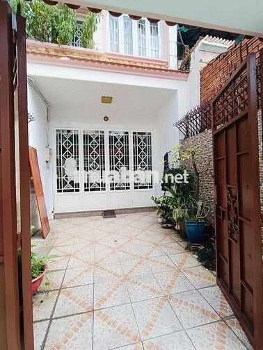 CHO THUÊ NHÀ MẶT TIỀN NGUYỄN VĂN CÔNG P3 GÒ VẤP GẦN SÂN BAY