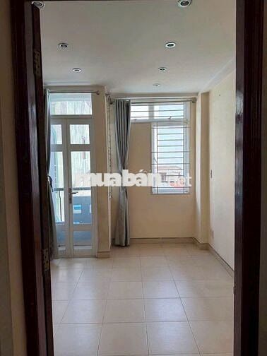 NHÀ THUÊ HXH KHU CƯ XÁ ĐÔ THÀNH Q3, 4PN 4WC CHO CHDV CHỈ 15,5 TRIỆU/TH