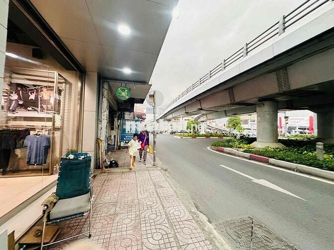 CHO THUÊ NHÀ MẶT TIỀN NGUYỄN OANH P7 GÒ VẤP NGAY NGÃ 5 NGANG 8M