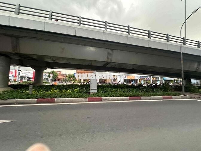 CHO THUÊ NHÀ MẶT TIỀN NGUYỄN OANH P7 GÒ VẤP NGAY NGÃ 5 NGANG 8M