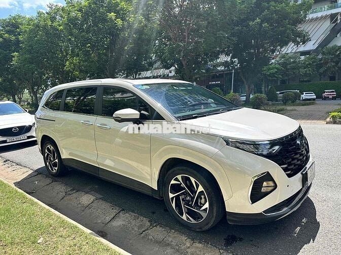 Hyundai Custin 2.0 Turbo 2024 Trắng 7 chỗ