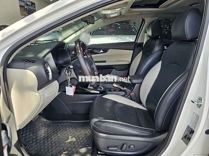 Kia K3 1.6 Luxury 2024 Trắng