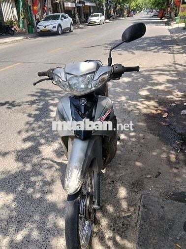 Yamaha Sirius Bạc