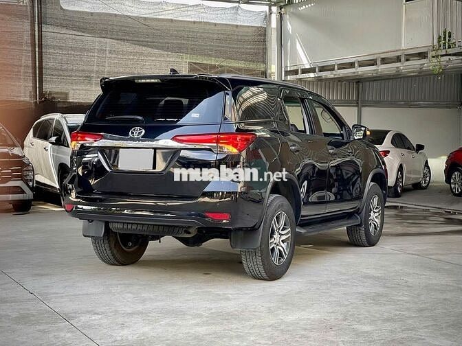 Toyota Fortuner 2022 4x2 AT 2.4L Dầu Đen