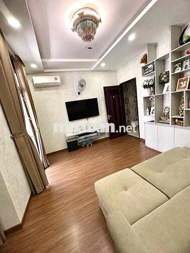 Nhà hẻm 520 Quốc Lộ 13 gần Vạn Phúc 1tr2l 4PN 3WC giá 17tr/th ful nt