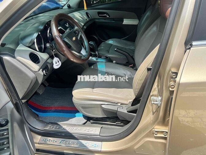 Chevrolet Cruze 2011 Tự động Vàng cát
