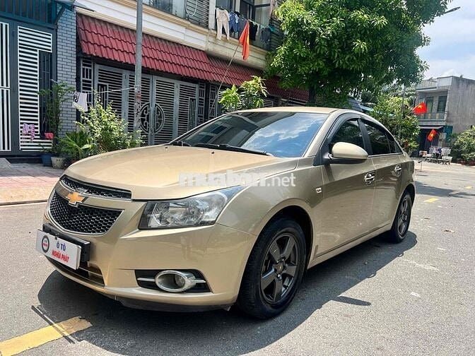 Chevrolet Cruze 2011 Tự động Vàng cát