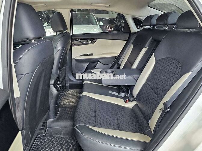 Kia K3 1.6 Luxury 2024 Trắng