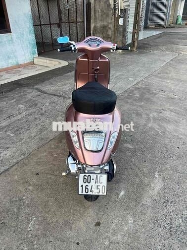 Piaggio Vespa Sprint 2021 Hồng TFT bán trả góp