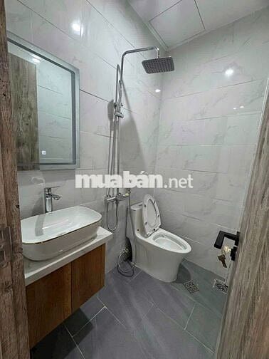 CHO THUÊ NHÀ HÙNG VƯƠNG KIỆT 2,5M