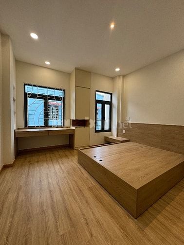 NHÀ MỚI ĐẸP FULL NỘI THẤT CAO CẤP. HẺM XE HƠI KHU LỮ GIA 