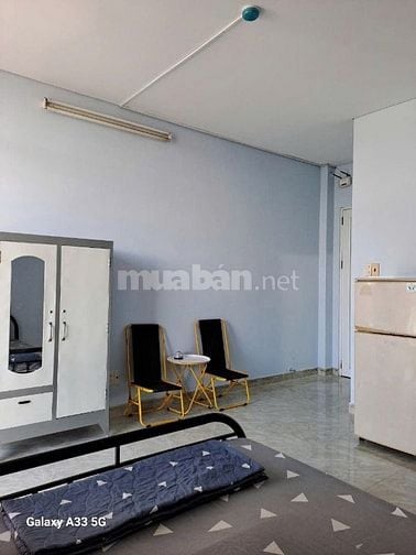 PHÒNG BAN CÔNG VIEW MẶT TIỀN ĐIỆN BIÊN PHỦ VÀ ÂU CƠ, CÒN ĐÚNG 1 PHÒNG