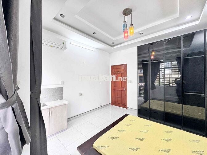 CHO THUÊ PHÒNG BAN CÔNG GIÁ RẺ FULL NỘI THẤT NGAY EMART PHAN HUY ÍCH