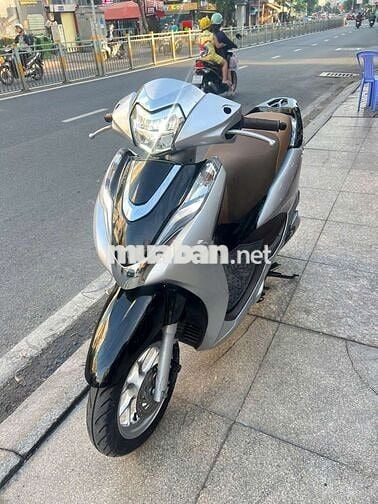 Honda Lead 4val 2023 Bạc Đã sử dụng