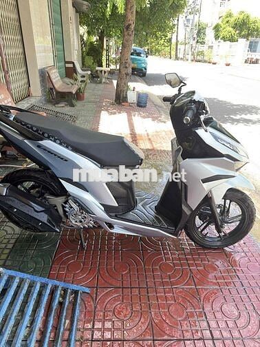 Honda Vario 125cc 2024 Smartkey Bạc Porsche