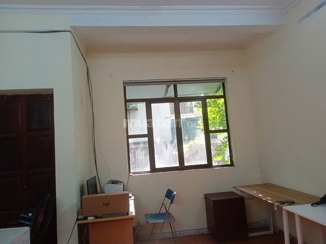 Cho thuê văn phòng tầng 3 phố Lý Nam Đế Cửa Đông Hoàn Kiếm Hà Nội