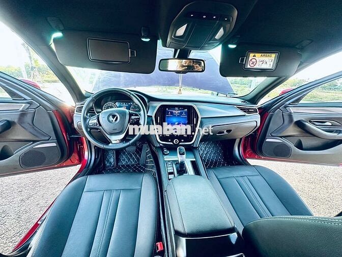 VinFast Lux A2.0 Turbo Đỏ 88.825 km