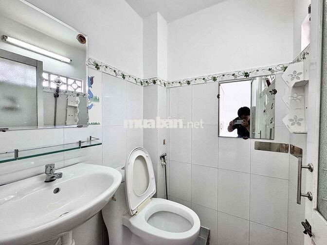 CHO THUÊ PHÒNG TRỌ GIÁ RẺ FULL NỘI THẤT NGAY CHỢ PHẠM VĂN BẠCH TÂN SƠN