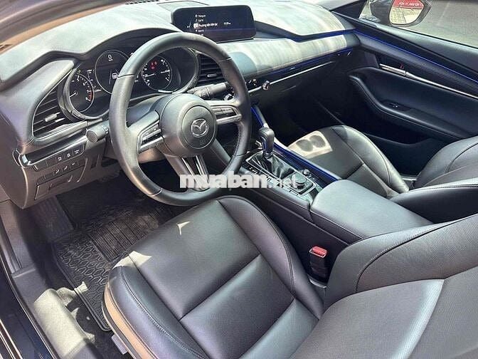 Mazda 3 Luxury 2025 Siêu lướt 12.000 km như mới