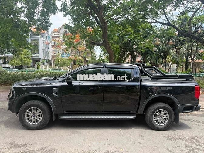 Ford Ranger XLS 4x2 2024 Đen Tự động