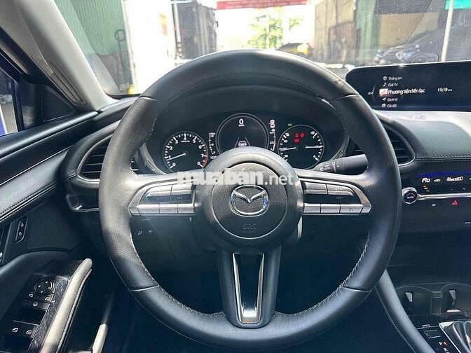 Mazda 3 Luxury 2025 Siêu lướt 12.000 km như mới