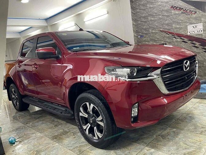 Mazda BT-50 Tự động màu Đỏ