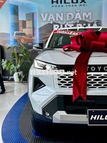 ✅Toyota Hilux 2026 xe sẵn tặng PK, giảm ngay 30tr🔥