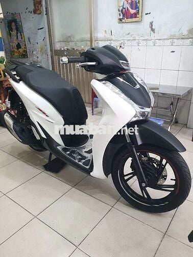  SHVN 150c ABS 2022 Trắng Đen 8000km bstp 26466