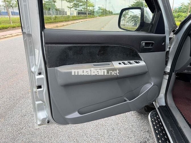 Ford Ranger XL 2010 Bạc Số sàn