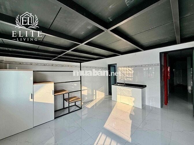 Duplex ban công cửa sổ trời gần ngay Nguyễn Oanh