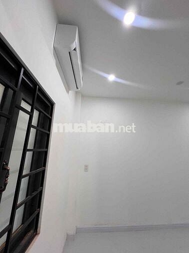 Chính chủ bán : Ngôi nhà riêng toạ lạc tại 220/2/11 ,Nguyễn Thái Học