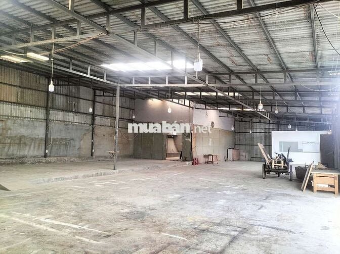 XƯỞNG 400m2 , Có Văn Phòng - Xa Dân 