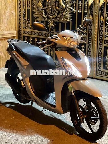 Honda Vision 2023 Xám xi măng len kèn mới 98 %
