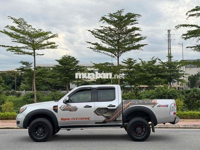 Ford Ranger XL 2010 Bạc Số sàn