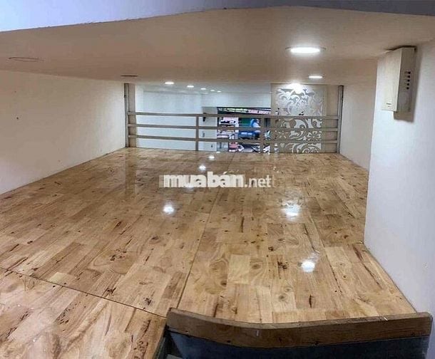 mặt bằng ngay khu ẩm thực Vĩnh Khánh Q4 lối đi riêng ko chung chủ