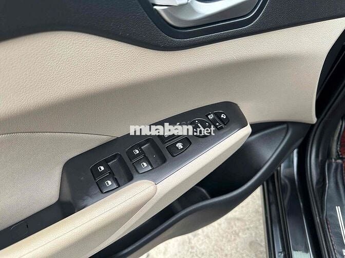 Hyundai Accent 2020 Số sàn 1.4 9.8 vạn km Đen