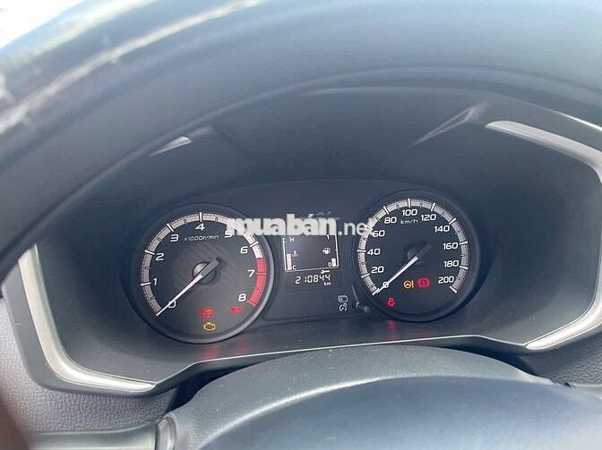 Mitsubishi Xpander GLX 2021 Trắng 200.000 km