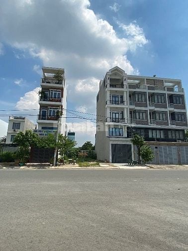 Cần Bán Gấp Lô Đất 80m2 Giá  1ty099 KDC Bình Hưng Ngay Bến Xe Quận 8