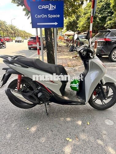 Honda SH 125 ABS 2024 Xám 4000 km