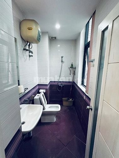 Cho Thuê Tầng 4 Nhà số 30 Trần Quang Diệu, Đống Đa.
