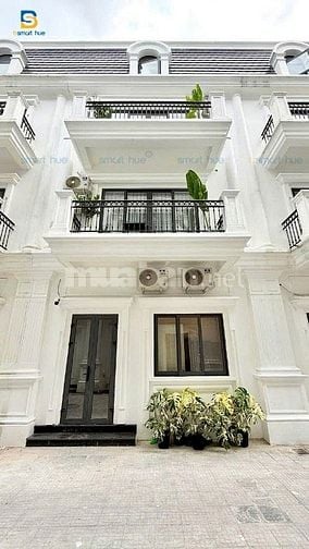 Shophouse mặt tiền Trường và Chợ chỉ vs 2ty4 (30%) dòng tiền cho thuê 