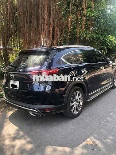 Mazda CX-8 7 chỗ Xanh đen