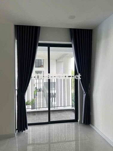 Cho thuê the maison 2 phòng ngủ 1wc NTCB