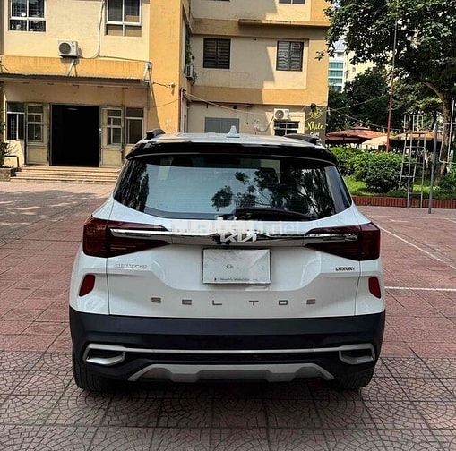 KIA Seltos Luxury 2023 Trắng 59.000 km