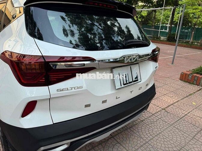 KIA Seltos Luxury 2023 Trắng 59.000 km