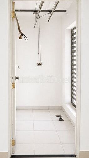 CHO THUÊ CĂN HỘ ORIENTAL PLAZA 81M² 2PN 2WC NHÀ TRỐNG 12,5 TRIỆU/THÁNG