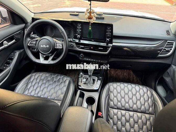 KIA Seltos Luxury 2023 Trắng 59.000 km