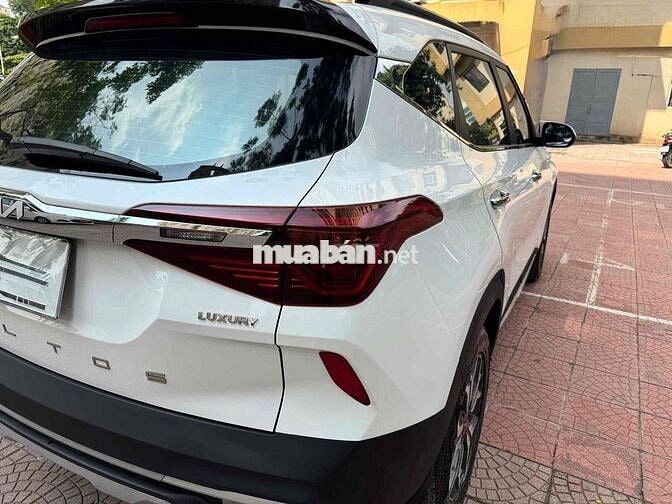 KIA Seltos Luxury 2023 Trắng 59.000 km