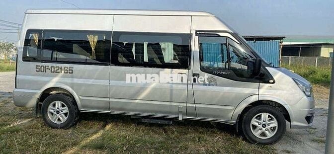 Ford Transit 2022 16 chỗ Bạc