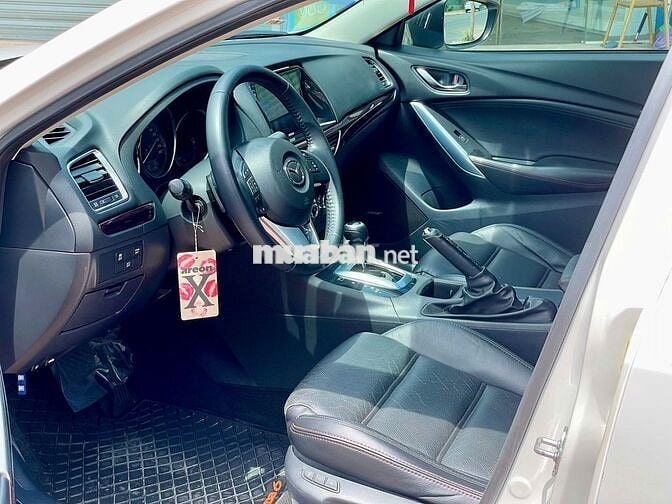 Mazda 6 2014 2.5 AT Trắng Tự động